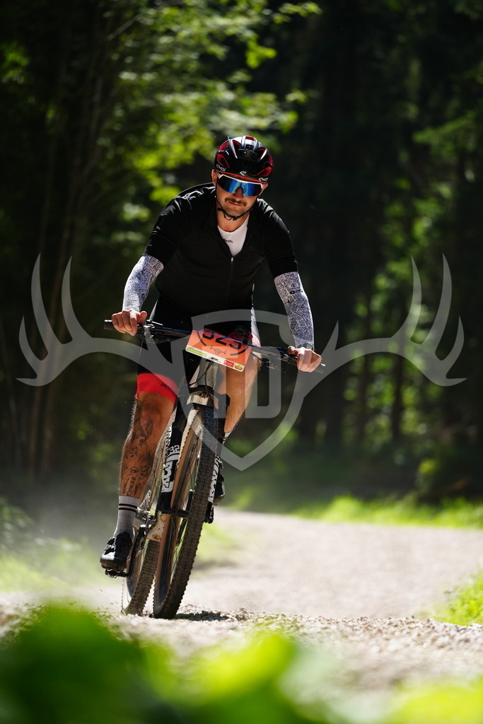 FC102280 | Fotogalerie der Treibjagd im Dunkelwald - Dein MTB Etappenrennen im Erzgebirge - Realisiert mit Pictrs.com