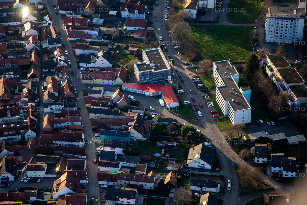 Luftbild: DRK-Ortsverein in Kandel im Bundesland Rheinland-Pfalz in Deutschland. Foto: IMG_135768.jpg vom 03.01.2023 durch Werner Riehm/FLY-FOTO.de