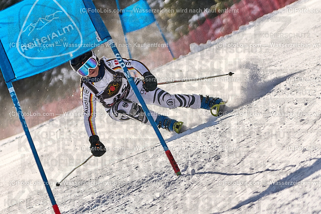 _ALP3958_MASTERS-CUP_Reiteralm_AC-GS_RADER Michaela | FIS WORLD CUPMASTERS ALPINE SKIING, 28. MÄRZ 2026 - REITERALM | STMK | AUT.   Veranstaltet vom Masters-Referat des Deutschen Skiverbandes (DSV). Durchführende Organisation: WSV Pichl-Reiteralm, unterstütutzt von den Bergbahnen REITERALM bei Schladming und SKI AUSTRIA.                            Disziplin:  GiantSlalom.                                                 Kategorien:  A (Herrn 30-59 Jahre), B (Herrn ab 60 Jahre), C (Damen 30-59 Jahre), D (Damen ab 60 Jahre).                Rennstrecken:   Muldenliftpiste-I &amp; -II auf der Reiteralm.