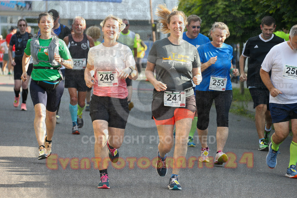 230804_1811_EX1_3796 | Sportfotografie im Rhein-Sieg Kreis, Köln, Bonn, NRW, Rheinland Pfalz, Hessen, etc. Unser Tätigkeitsfeld umfasst den Laufsport vom Volkslauf über den Marathon, Duathlon, Triathon bis zum Ultralauf wie Kölnpfad Ultra oder Schindertrail.