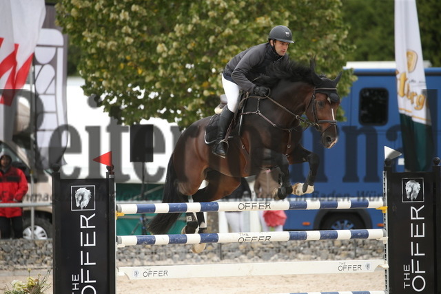 Villingendorf_2022_Prfg.Nr.08_zwei Phasen_Springprfg.Kl.M_Youngster_Jochen Teufel_Hardy T (1) | Alle Fotos der Reiterjournal Fotografin Doris Matthaes im Reiterjournal Online-Fotoshop. - Realisiert mit Pictrs.com