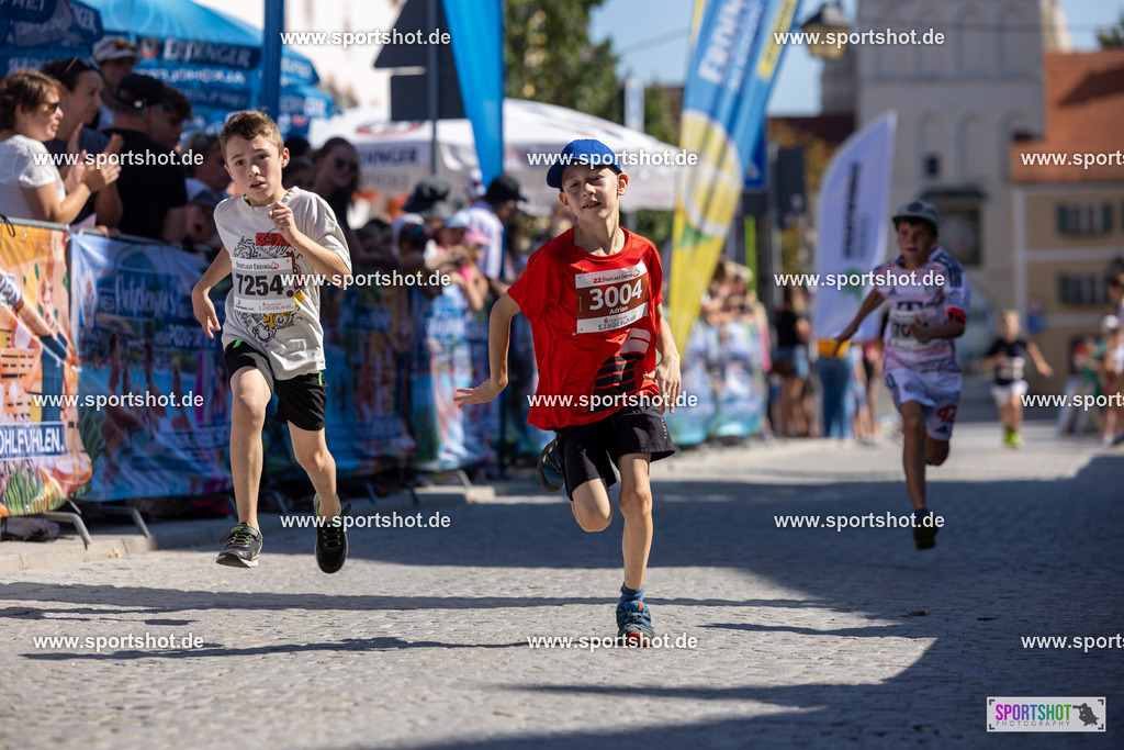 VJ__3241 | Stadtlauf Erding 2025 #stadtlauferding #erdingstadtlauf #stadtlauf_erding #laufmotivation #trisporterding #yourpictrs #sportshot_your_pictrs