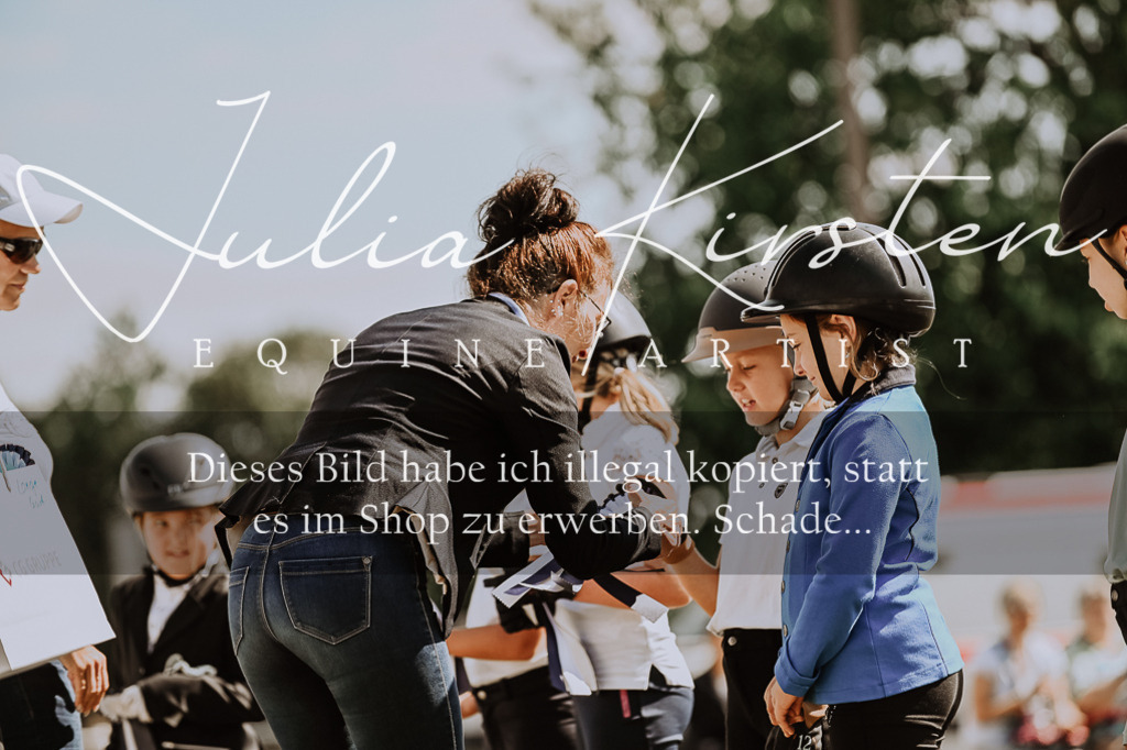 DSC_7855 | Pferde- und Turnierfotografie in Westsachsen. Pferdeportraits, Auftragszeichnungen und intuitive Kunst.