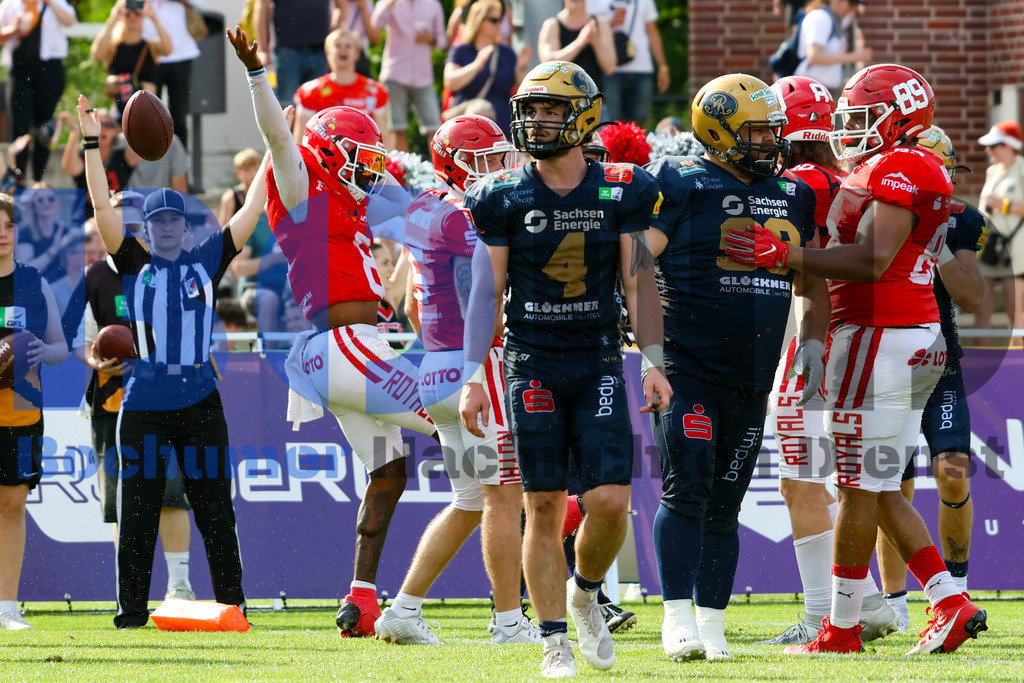 GFL: Potsdam Royals vs. Dresden Monarchs{date} -  | {headline}(Foto: Thomas Sobotzki / BOND) - Realisiert mit Pictrs.com