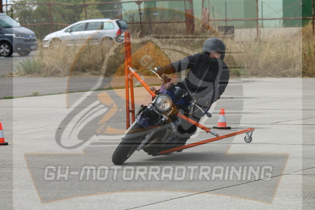 IMG_3492 | gh-motorradtraining-foto.de - Realisiert mit Pictrs.com