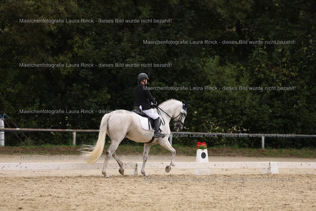 HG9A0477 | laurarinckfotografie - Realisiert mit Pictrs.com