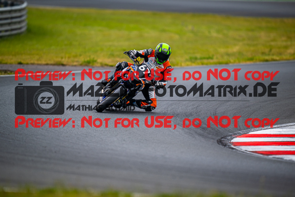 MaZZes_FotoMatrix_220520_6581 | Fotograf Mathias Schmid
Sportfotograf,
Eventfotograf,
Hochzeitsfotograf,
Portraitfotograf