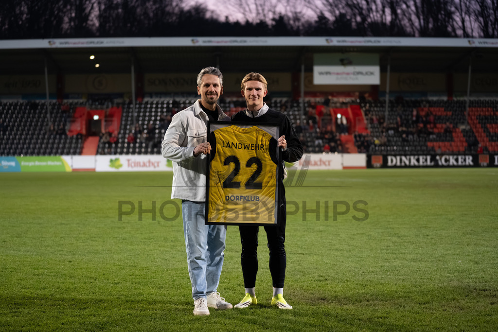SG Sonnenhof Grossaspach vs. TSV Steinbach Haiger, Fussball, Regionalliga Suedwest, 25. Spieltag, 20.03.2026 | Benedikt Landwehr (SG Sonnenhof Großaspach, #22),SG Sonnenhof Grossaspach vs. TSV Steinbach Haiger, Fussball, Regionalliga Suedwest, 25. Spieltag, 20.03.2026Foto: photosbyphips/Philip Ziegler