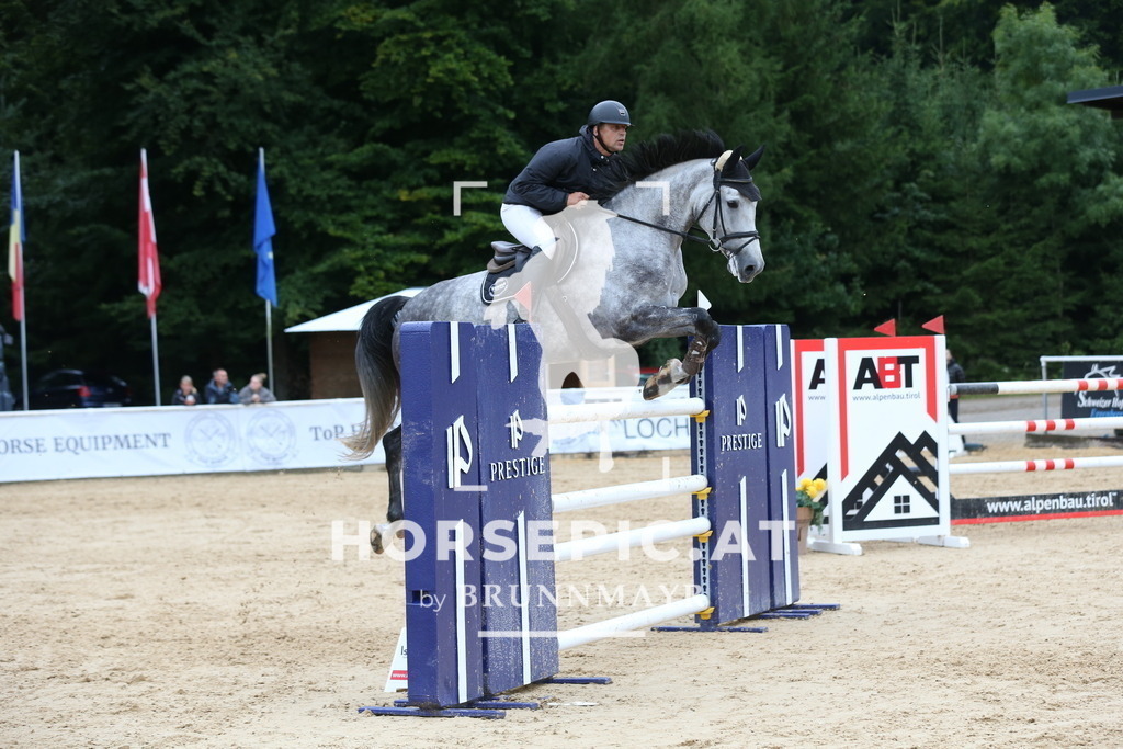 DL2Q6961 | Willkommen bei Brunnmayr - Design & Fotografie – Ihrem Spezialisten für Reitturniere und Pferdeveranstaltungen in Oberösterreich, Salzburg und Bayern! Seit über 17 Jahren sind wir leidenschaftlich dabei.