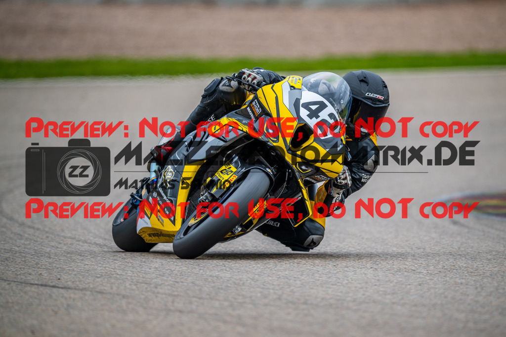 MaZZes_FotoMatrix_240503_6007705_0603 | STK1000