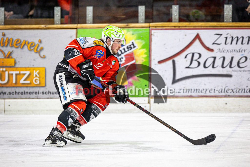 TSV Peißenberg MINERS gegen EHC Königsbrunn PINGUINE | Eishockey Bayernliga Herren Playoffs Viertelfinale 2024/25 - Spiel 6 von 7, TSV Peißenberg MINERS gegen EHC Königsbrunn PINGUINE, 20250221,Sinan ONDÖRTOGLU (MINERS 22) in Aktion, Freisteller,2025-02-21 in Peißenberg (Eisstadion Peißenberg)Sinan ONDÖRTOGLU (MINERS 22)Copyright: WolfgangxLindner foto-lindner.de
