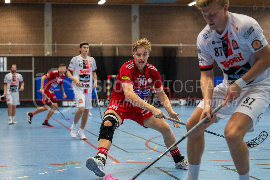 Strängnäs IBK vs Höllvikens IBF - 30. September 2023 | Strängnäs IBK vs Höllvikens IBF
Thomas Arena, Strängnäs
Tim Lindgren (#86 Strängnäs IBK).
Bild: Sportfotografie Markus Aeschimann | www.markus-aeschimann.ch - Realisiert mit Pictrs.com