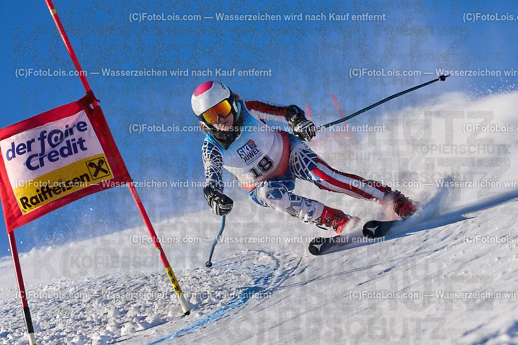 ALP3536_MASTERS-Cup_GS-C Damen_Staudinger Sabine | (C)FotoLois.com, Alois Spandl. FIS Masters-Cup Wildschönau, Giant Slalom auf der Piste Schatzberg GS, Siegerehrung auf dem Dorfplatz Niederau, Sa 13. Januar 2024.