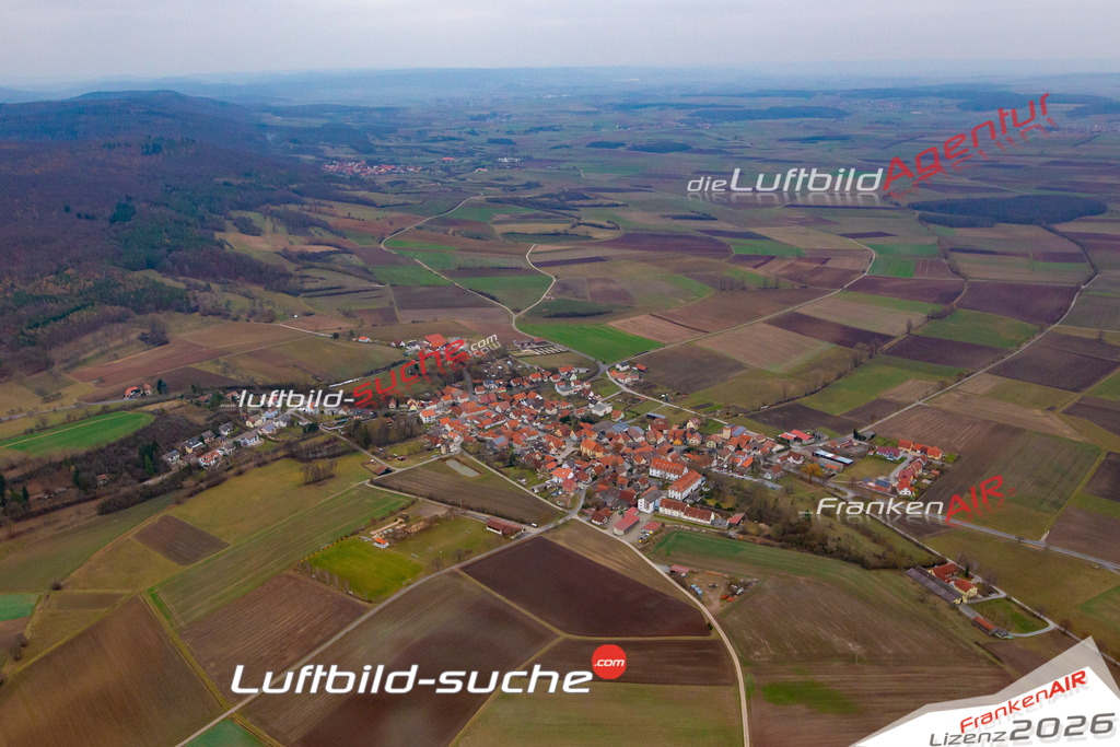 Die Luftbildaufnahme Birnfeld - Stadtlauringen wurde 2018 mittels Flugzeug (keine Drohne) erstellt. Perfekte Schärfe und Druck- Auflösung- Garantiert!