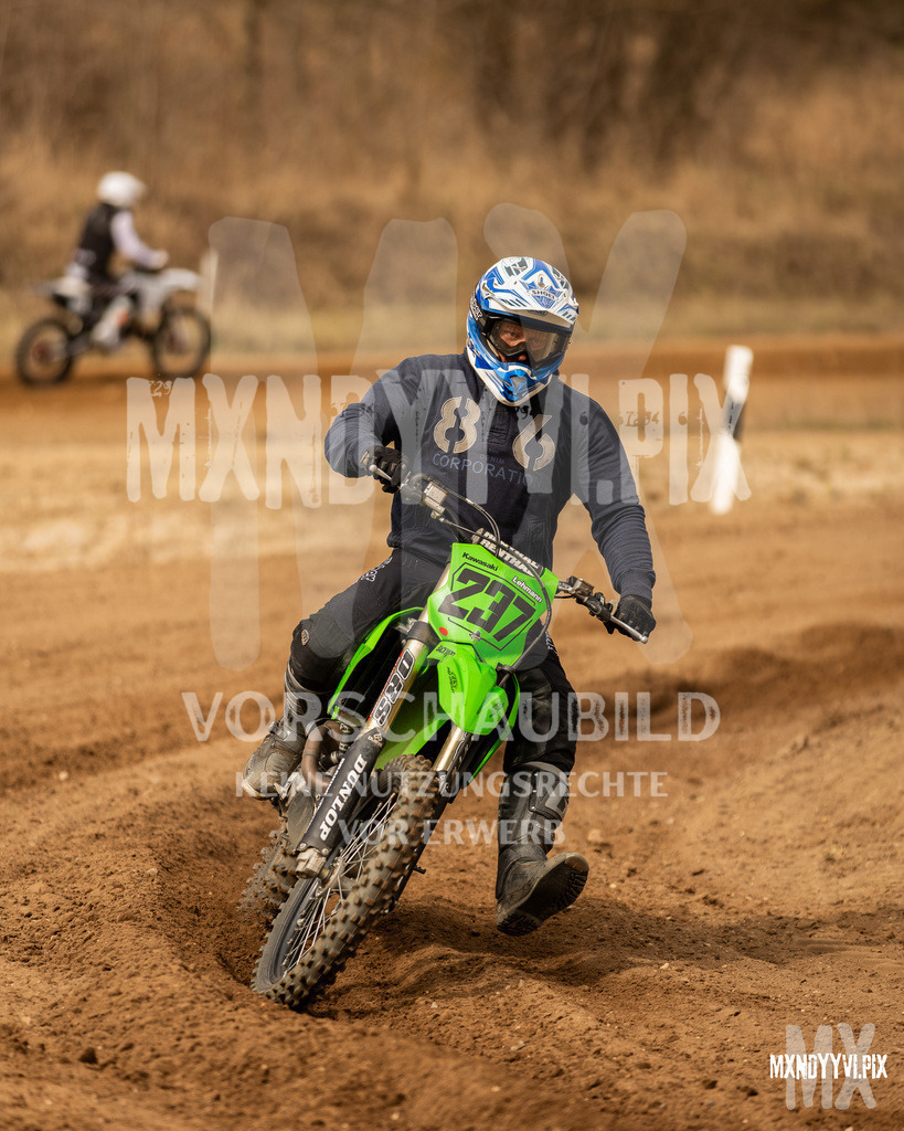866A1195 | mxndyyvipix