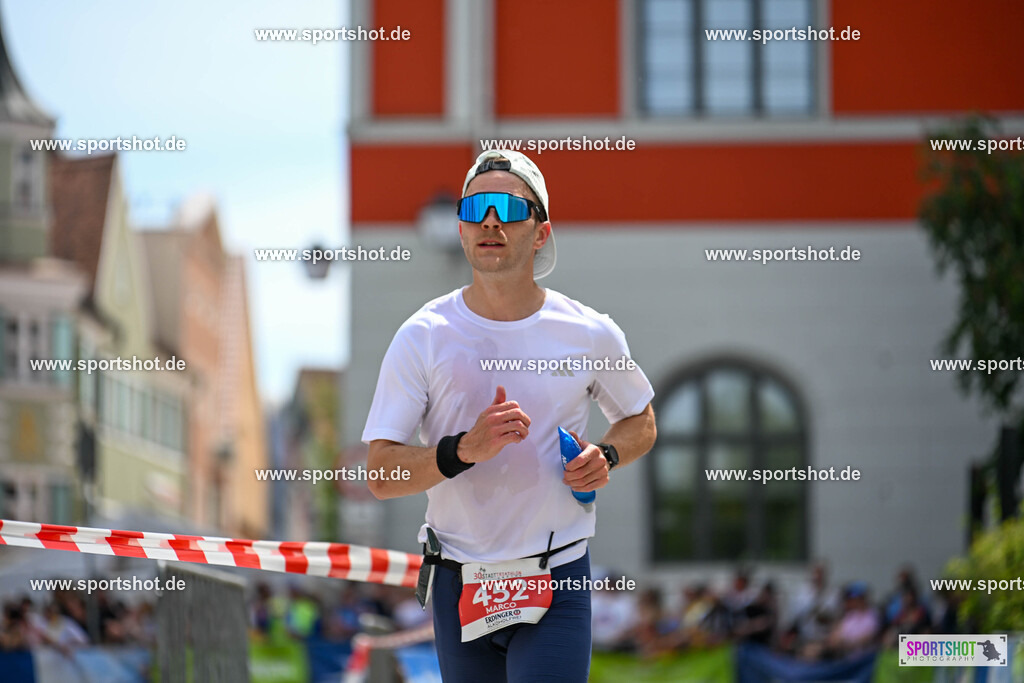 SZI_8848 | Stadttriathlon Erding 2025. #yourpictrs #sportshot_your_pictrs @Sportshotphotography #stadttriathlonerding Copyright: www.sportshot.de