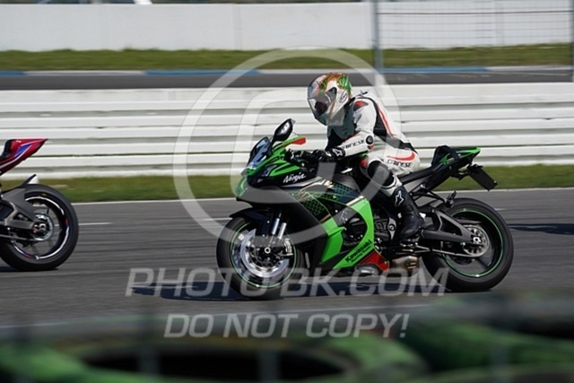 2022_05_09_PBK_21813 | Sportfotografie; SlowMotion; Video; Rennstrecke; Hafeneger; Speer; Racing; RSE; BMW; CBO; Trackday; Motorsportarena; Hockenheimring; Brno; Most; Barcelona; Valencia