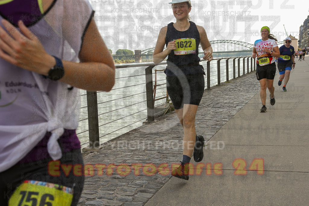 250920_1455_EX1_8234 | Sportfotografie im Rhein-Sieg Kreis, Köln, Bonn, NRW, Rheinland Pfalz, Hessen, etc. Unser Tätigkeitsfeld umfasst den Laufsport vom Volkslauf über den Marathon, Duathlon, Triathon bis zum Ultralauf wie Kölnpfad Ultra oder Schindertrail.