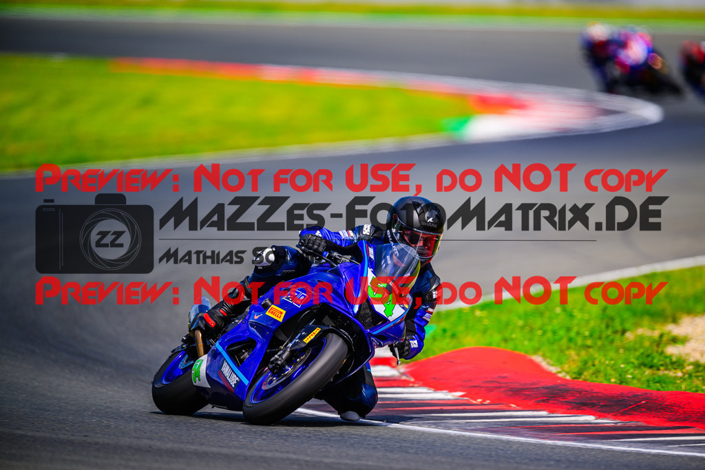 MaZZes_FotoMatrix_240531_6007705_9877 | R7