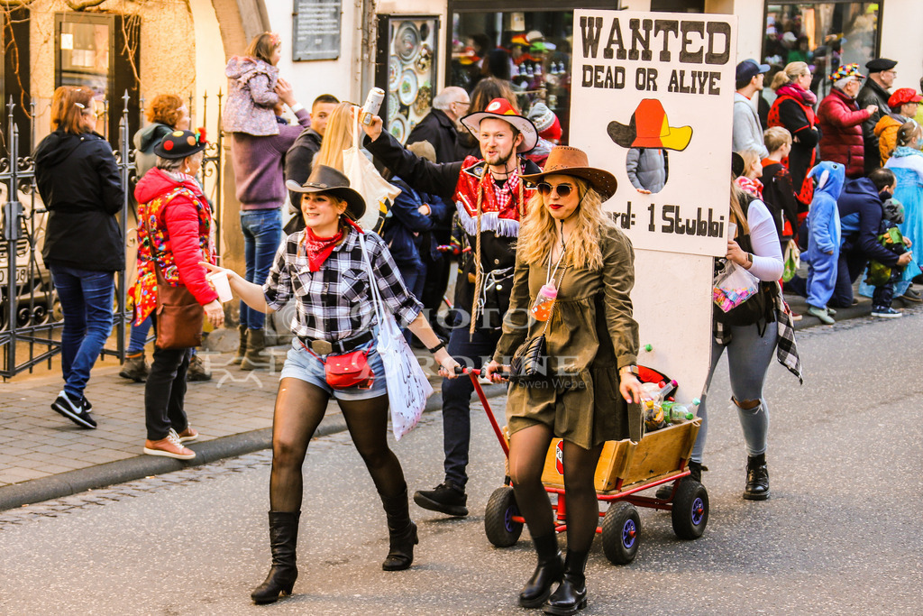 Fastnacht 2023-1692 | Erleben Sie den Zauber des Mittelrheins und entdecken Sie die atemberaubende Auswahl an Fotos und Bildern bei Rheinfotos. Wir bieten eine vielfältige Auswahl an Produkten wie Poster, Karten, Sticker, Textilien und Geschenkartikeln und Fototouren. - Realisiert mit Pictrs.com