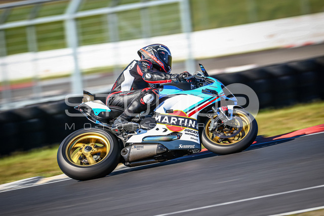 0172-260526NBR-007_172 | Deine Full-Service-Agentur für ✔️Videoproduktionen und ✔️Motorsportfotografie Jetzt Angebot anfragen!