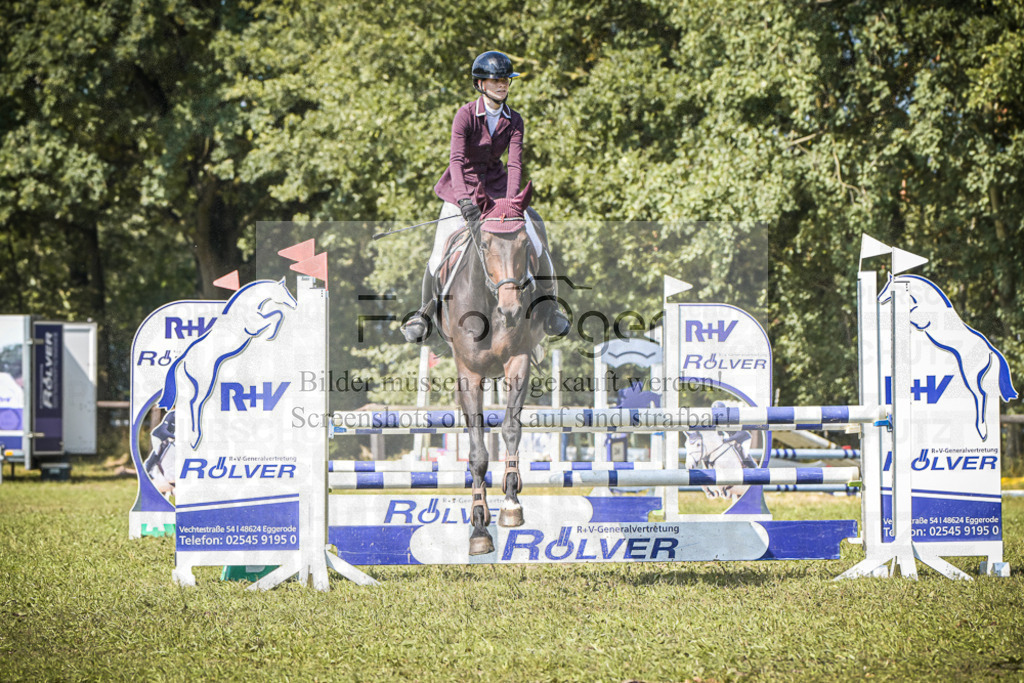 DOS_0148 | Entdecke hochwertige Reitturnierfotos von Foto Oger. Professionell, emotional und authentisch – jetzt Lieblingsmomente im Shop bestellen.Deutschlandweite Turnierfotografie. - Realisiert mit Pictrs.com
