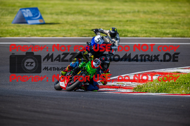 MaZZes_FotoMatrix_220508_98457 | Fotograf Mathias Schmid
Sportfotograf,
Eventfotograf,
Hochzeitsfotograf,
Portraitfotograf