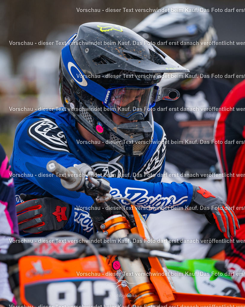 04_13_Bensdorf_MX1-1659 | Sportfotografin aus Berlin-Brandenburg mit Fokus auf Motocross. Ich halte deine sportliche Leistung und echte Emotionen auf und neben der Strecke professionell fest. Entdecke die Fotos von deinem Rennen und bestelle sie direkt hier im Shop.