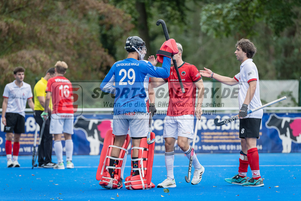 HK_20230923_104489 | 1. Bundesliga Herren Crefelder HTC - TSV Mannheim am 23.9.2023 CHTC, Krefeld , Joshua Onyekwue Nnaji Torwart ( Crefelder HTC #29 ) ,Julius Hayner ( Crefelder HTC #6 )