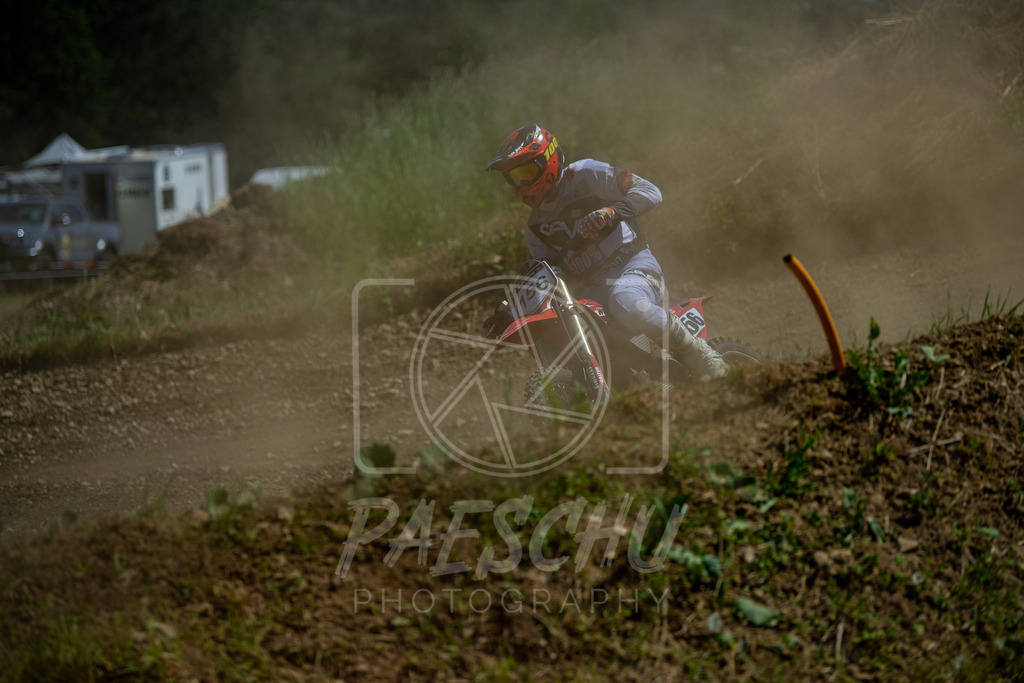 Se E+R (283) | Paeschuphoto Shop - Wer nicht sucht der auch nicht findet.Ob Motocrossbilder oder von einem besuchtem Spiel, Hauptsache Action. - Realisiert mit Pictrs.com