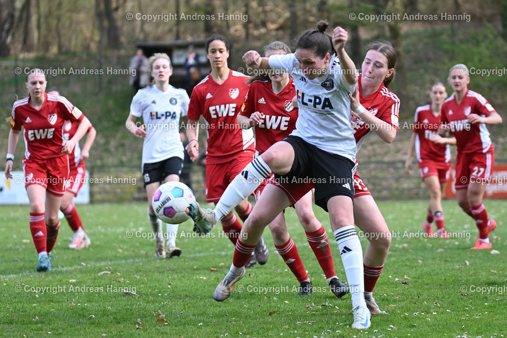 Fußball I Frauen I Saison 2024-25 I Oberliga I FC Jesteburg-Bendestorf - SpVg Aurich Frauen I 13.4.2025 | a-hannig - Realisiert mit Pictrs.com