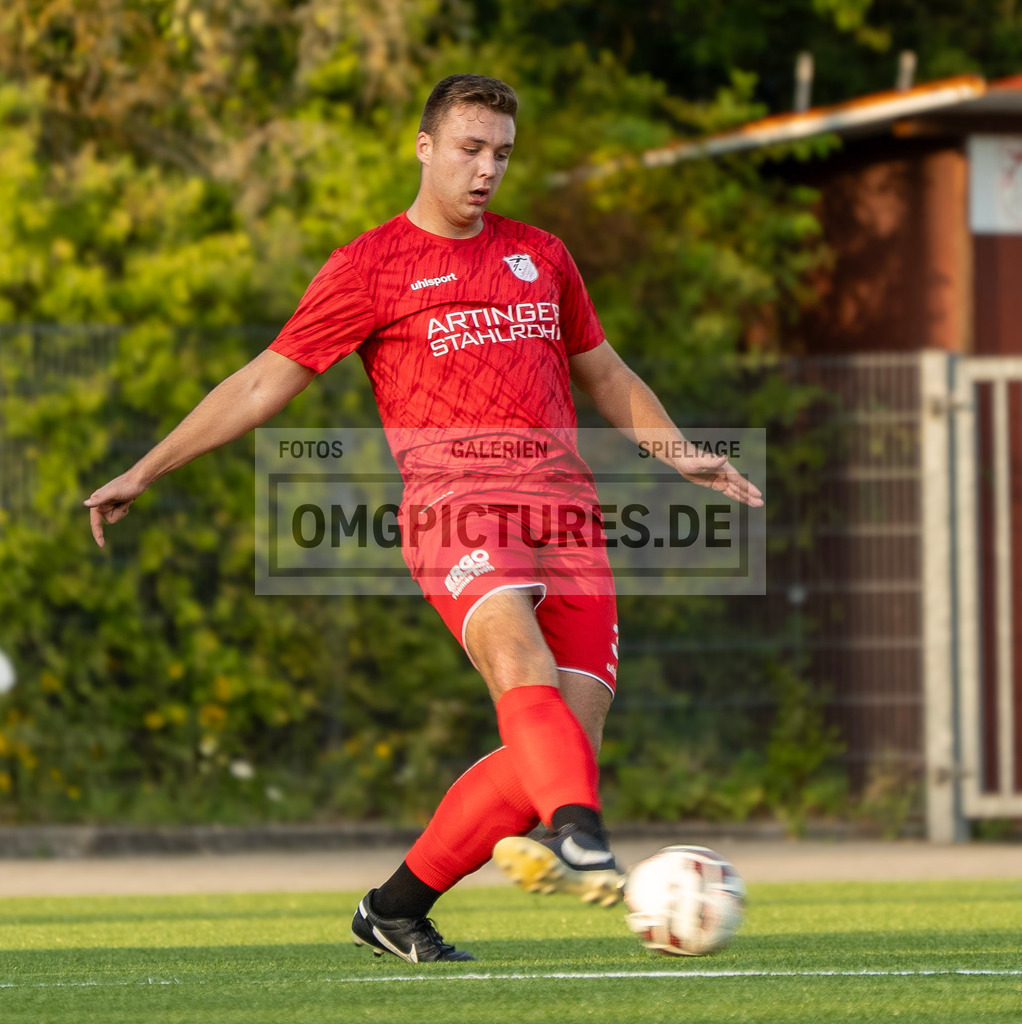 _OMG8504 | www.omgpictures.de, Sportfotograf, Verein, Fotograf, Baden Württemberg, Stuttgart, Heilbronn, omgpictures, Spieltag,  - Realisiert mit Pictrs.com