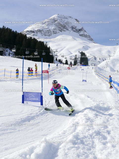 Manuel (7) | Photos von der Skischule Warth - Realisiert mit Pictrs.com