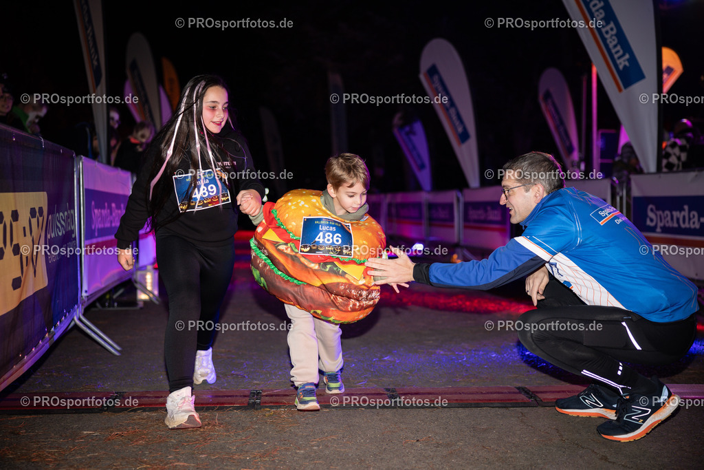 Halloween Run 2025 in Koeln, 31.10.2025 | Impressionen vom Halloween Run 2025 am 31.10.2025 in Koeln (Forstbotanischer Garten Rodenkirchen). Foto: Axel Kohring/Beautiful Sports