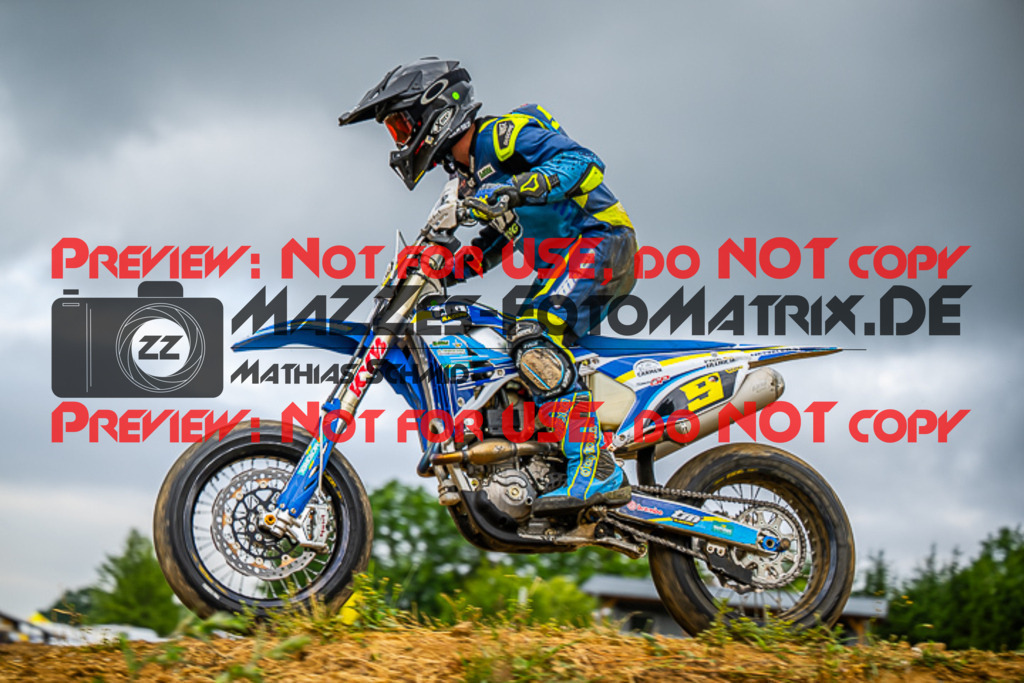 MaZZes_FotoMatrix_230702_9958 | S2