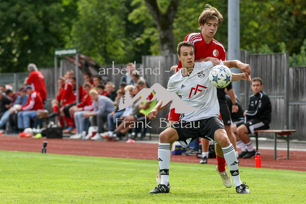 993T9068 | vorn, Lukas Wintermeier, hinten, Lorenz Pinker