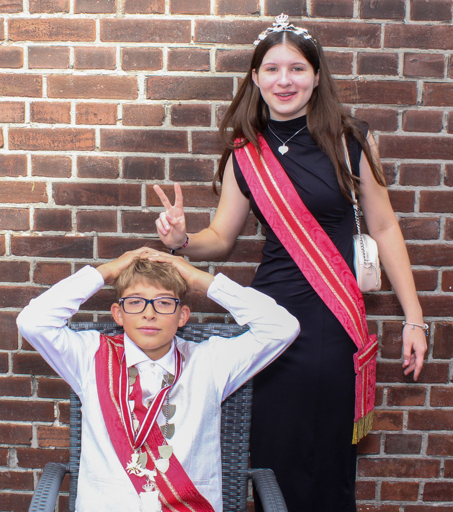 top-top.de-250601-180 | Foto, Video, Fotografie, Videografie, Fotobox, DJ, Discjockey, Musik, Musikbox, Veranstaltung, Photobooth, Amazon, Ebay, Buchtipp, Bestseller, Autor, Verlag, Buch, Wesel, Hamminkeln, NRW, Dinslaken, Rees, Drohne, Hochzeit, Party, Fotobox, Wesel, Fotograf