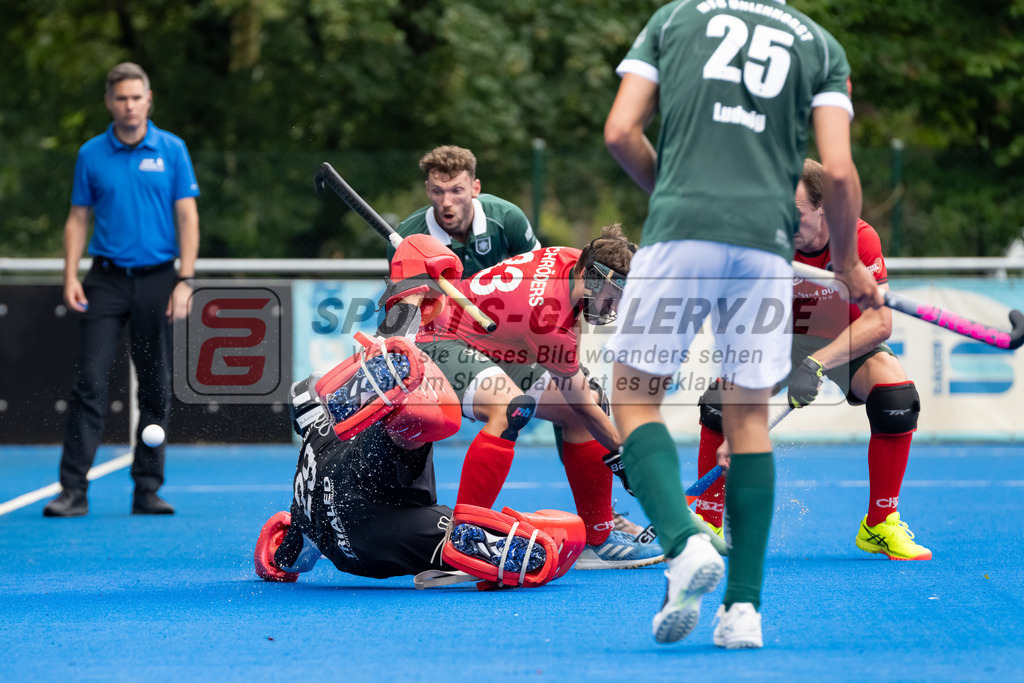 HK_20240915_106539 | 1. Bundesliga Herren Crefelder HTC - Uhlenhorst Mülheim am 15.9.2024 Crefelder HTC , CHTC, Krefeld , Joshua Onyekwue Nnaji Torwart ( Crefelder HTC #29 ) , Schröder Mika ( Crefelder HTC #33 )