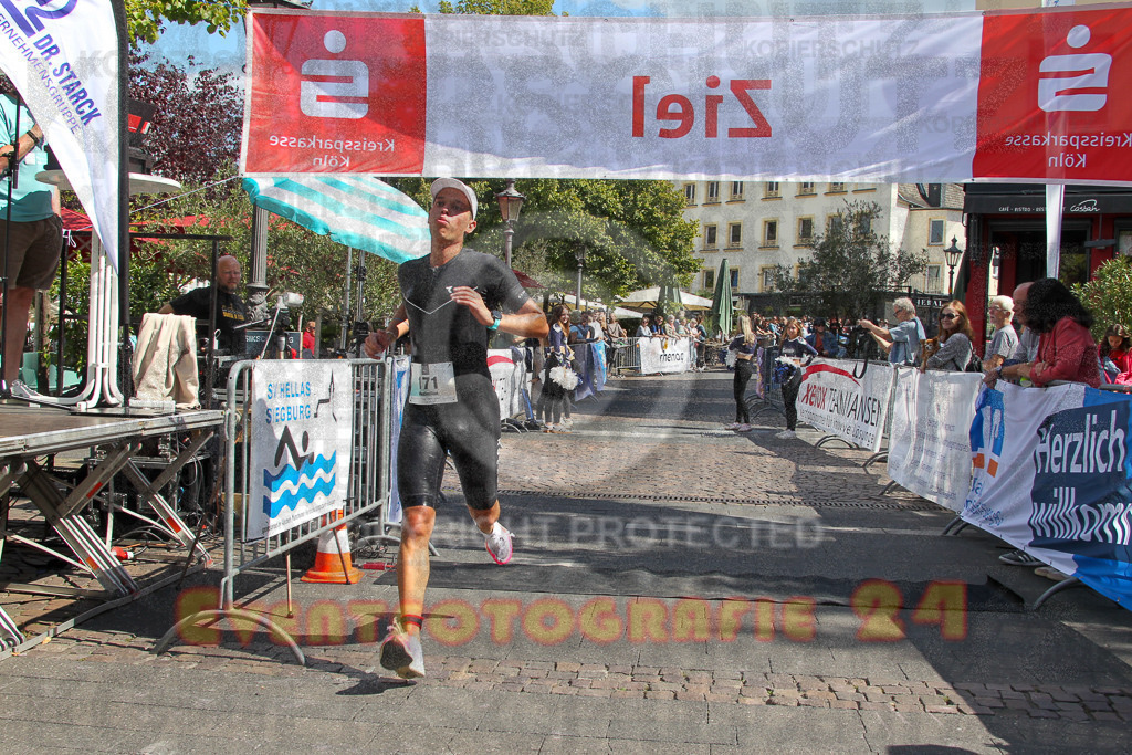 250824_1238_EV4_9345 | Sportfotografie im Rhein-Sieg Kreis, Köln, Bonn, NRW, Rheinland Pfalz, Hessen, etc. Unser Tätigkeitsfeld umfasst den Laufsport vom Volkslauf über den Marathon, Duathlon, Triathon bis zum Ultralauf wie Kölnpfad Ultra oder Schindertrail.