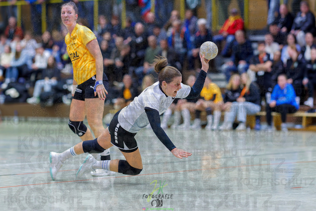 Frauen Oberliga Mitte (HHV); HSG Eibelshausen/Ewersbach - HSG Linden | Frauen Oberliga Mitte (HHV); HSG Eibelshausen/Ewersbach - HSG Linden am 15.11.2025 in Eibelshausen (Holderberghalle)Photo © 2025 - Jörg Heinrich - Realisiert mit Pictrs.com