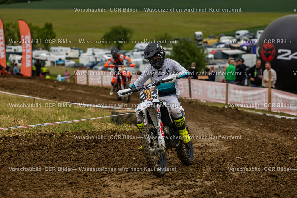 Schefflenz Sonntag R3-8246 | OCR Bilder Fotograf Eisenach Michael Schröder