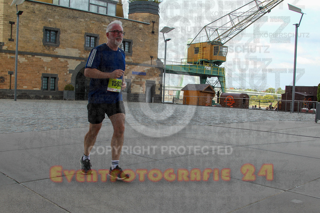 250920_1539_EV4_9380 | Sportfotografie im Rhein-Sieg Kreis, Köln, Bonn, NRW, Rheinland Pfalz, Hessen, etc. Unser Tätigkeitsfeld umfasst den Laufsport vom Volkslauf über den Marathon, Duathlon, Triathon bis zum Ultralauf wie Kölnpfad Ultra oder Schindertrail.
