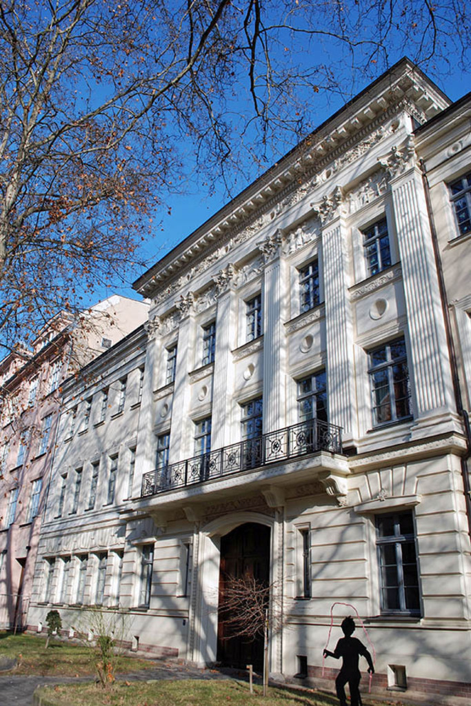 Bildlexikon Leipzig - Schumann-Haus | Das Team hinter BILDLEXIKON LEIPZIG bündelt historische wie aktuelle Informationen über die Stadt Leipzig in Text und Bild auf einer Plattform und stellt diese der interessierten Öffentlichkeit zur Verfügung.