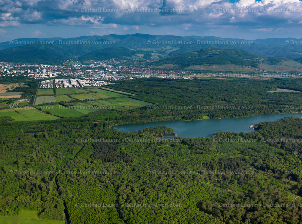 3096055 | Blick über den Opfingersee zum Schwarzwald bei Freiburg