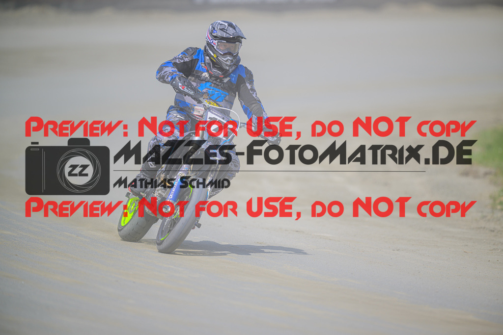MaZZes_Fotomatrix_20250503_6007705_1487-2 | S4