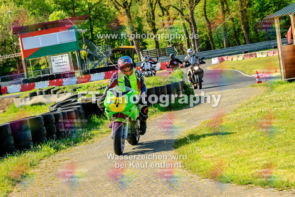 _OTO1610 | Hier findet Ihr Bilder von Touristenfahrten auf der Nürburgring Nordschleife oder von anderen Veranstaltungen die ich besucht habe. Viel Spass beim Durch Schauen 
