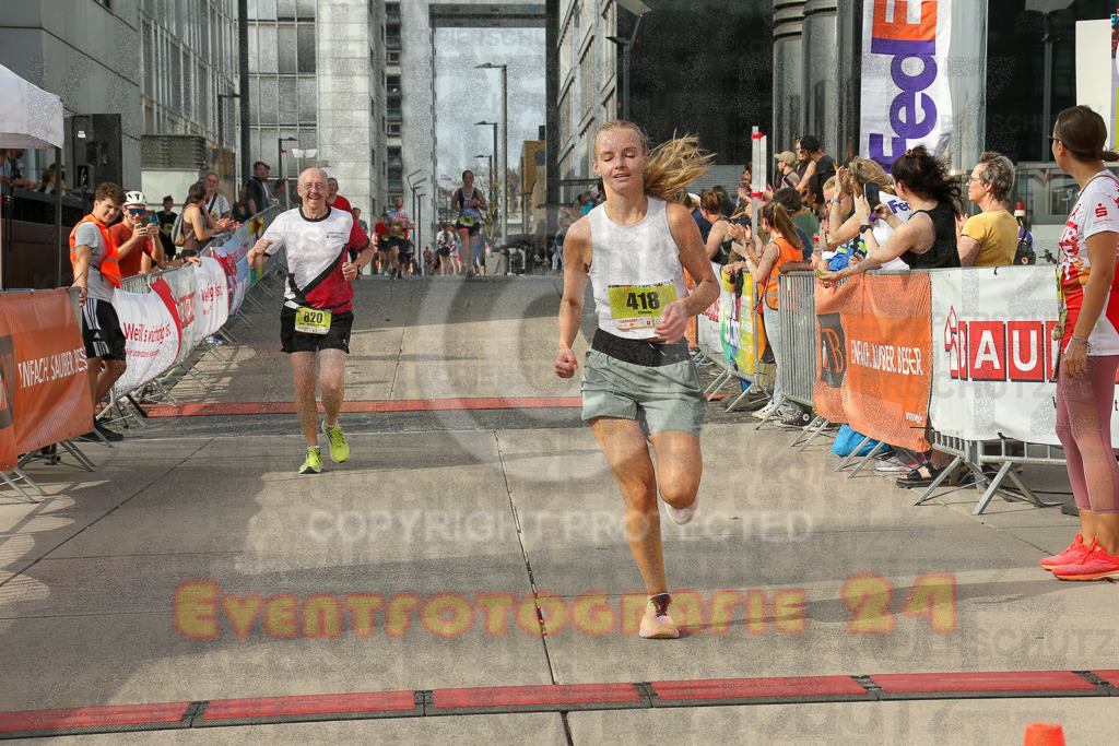 250920_1531_EX1_9836 | Sportfotografie im Rhein-Sieg Kreis, Köln, Bonn, NRW, Rheinland Pfalz, Hessen, etc. Unser Tätigkeitsfeld umfasst den Laufsport vom Volkslauf über den Marathon, Duathlon, Triathon bis zum Ultralauf wie Kölnpfad Ultra oder Schindertrail.