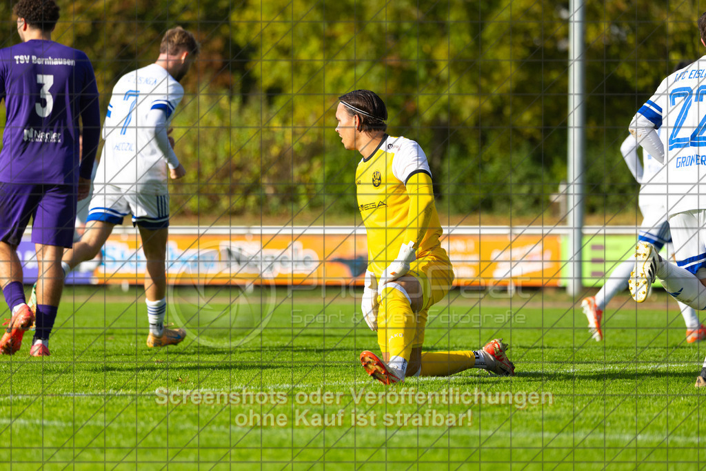 20261010_160223_0423_(c)_by_PhotoPeet | #,1.FC Eislingen (weiß) vs. TSV Bernhausen (lila), Fussball, Landesliga 2 - wfv, 11. Spieltag, Saison 2026/2027, Rasenplatz, Eichbachstation, Haldenstraße, 73054 Eislingen, 10.10.2026 - 15:30 Uhr,Foto: PhotoPeet / Sport- &amp; Eventfotografie / Peter Harich