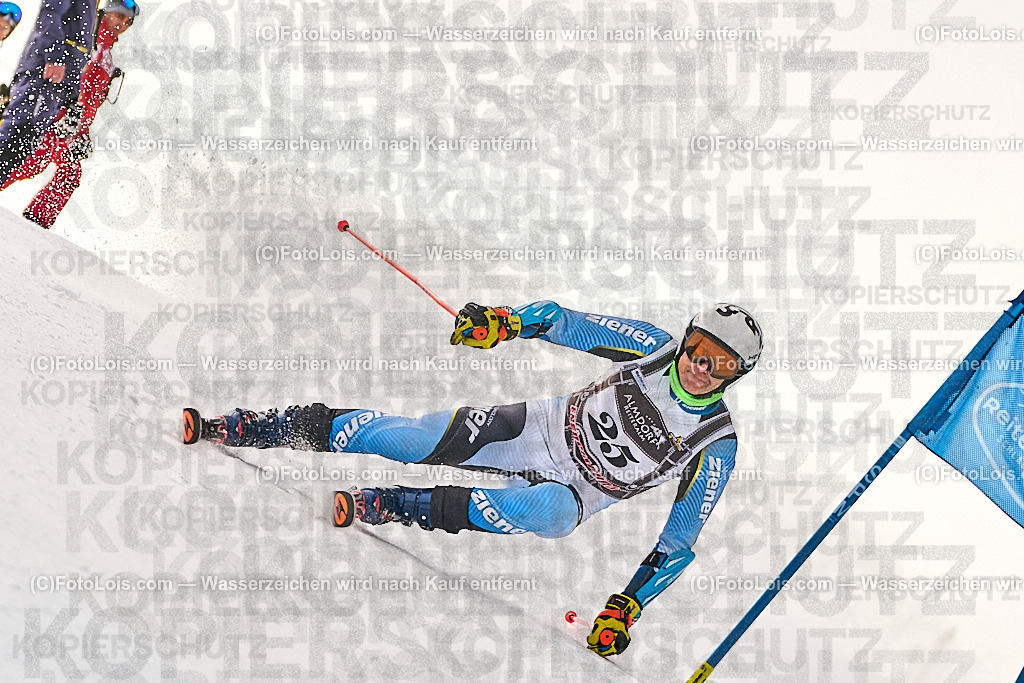 _ALP0671_MASTERS-WM_Reiteralm_A-GS_Zoehrer Uwe | FISWORLD CHAMPIONSHIPSMASTERS ALPINE SKIING, 23. – 28. MÄRZ 2026 - REITERALM | STMK | AUT.   Veranstaltet vom Masters-Referat des Deutschen Skiverbandes (DSV). Durchführende Organisation: WSV Pichl-Reiteralm, unterstütutzt von den Bergbahnen REITERALM bei Schladming und SKI AUSTRIA.                            Disziplinen:  Super-G, GiantSlalom, Slalom.                                                 Kategorien:  A (Herrn 30-59 Jahre), B (Herrn ab 60 Jahre), C (Damen 30-59 Jahre), D (Damen ab 60 Jahre).                Rennstrecken:   Gasselhöhe und Muldenliftpiste auf der Reiteralm.