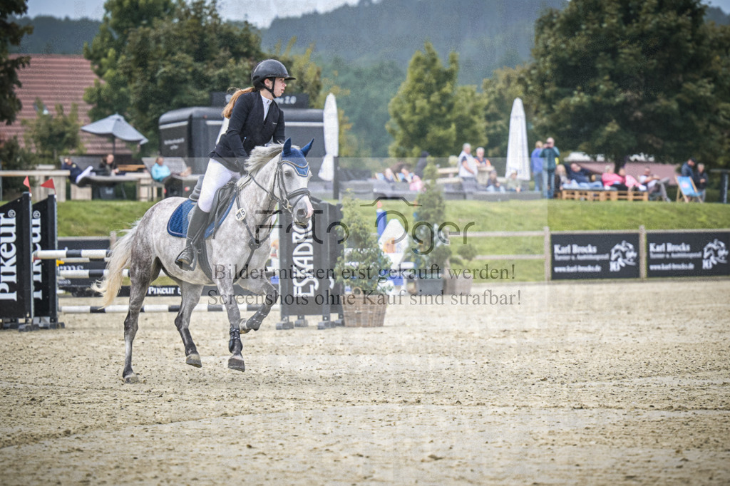 DOS_0801 | Entdecke hochwertige Reitturnierfotos von Foto Oger. Professionell, emotional und authentisch – jetzt Lieblingsmomente im Shop bestellen.Deutschlandweite Turnierfotografie. - Realisiert mit Pictrs.com